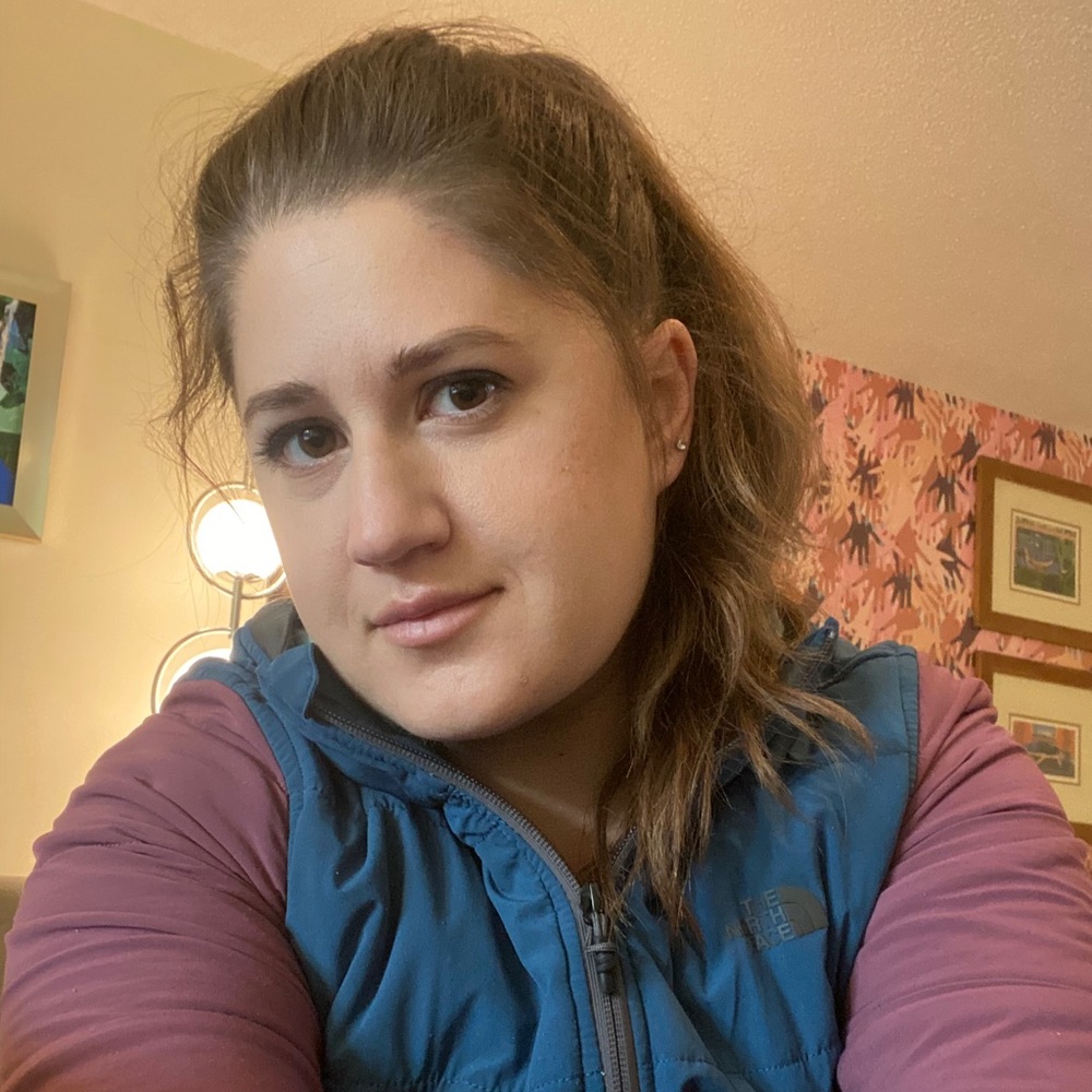 Meet your Posher, Michaela